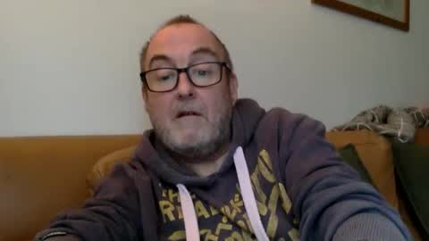 Snapshot of scbiggersballs chatting on 09-14-25, 04:17 scbiggersballs online show from 09-14-25, 04:17