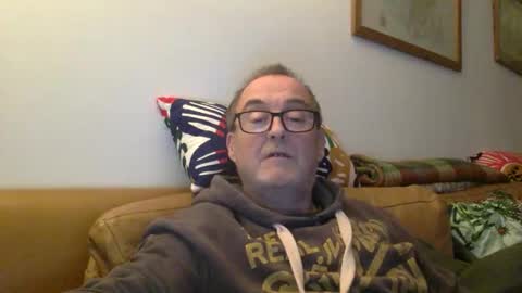 Snapshot of scbiggersballs chatting on 10-13-25, 07:14 scbiggersballs online show from 10-13-25, 07:14