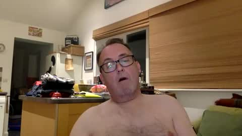 Snapshot of scbiggersballs chatting on 06-11-26, 02:53 scbiggersballs online show from 06-11-26, 02:53