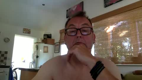 Snapshot of scbiggersballs chatting on 07-08-26, 07:35 scbiggersballs online show from 07-08-26, 07:35