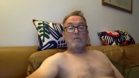 Snapshot of scbiggersballs chatting on 07-12-26, 10:01 scbiggersballs online show from 07-12-26, 10:01