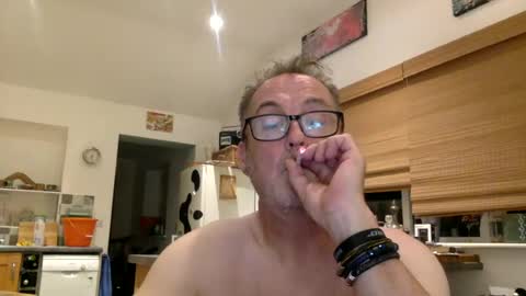 Snapshot of scbiggersballs chatting on 07-23-26, 11:24 scbiggersballs online show from 07-23-26, 11:24