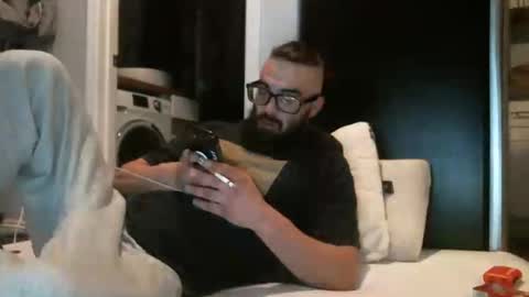 schemin10248 online show from 01-07-26, 07:22