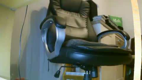 Fritz Schluepper online show from 11-18-25, 06:23