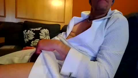 schmuhbaer1 online show from 12-20-25, 07:37