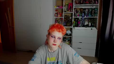 Snapshot of school_love chatting on 06-18-26, 08:03 Rina online show from 06-18-26, 08:03