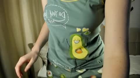 schoolg1rl online show from 10-08-25, 03:09