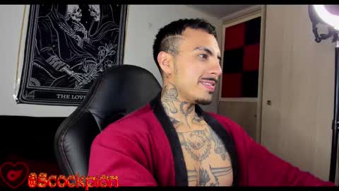Snapshot of scockpion_ chatting on 03-11-25, 04:10 Alejandro help me to reach 200 thumps up online show from 03-11-25, 04:10