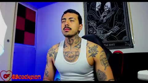 Snapshot of scockpion_ chatting on 09-20-25, 08:15 Alejandro help me to reach 200 thumps up online show from 09-20-25, 08:15