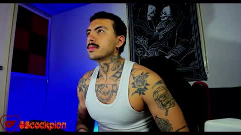 Snapshot of scockpion_ chatting on 09-23-25, 10:29 Alejandro help me to reach 200 thumps up online show from 09-23-25, 10:29