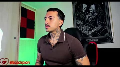 Snapshot of scockpion_ chatting on 10-10-25, 08:35 Alejandro help me to reach 200 thumps up online show from 10-10-25, 08:35