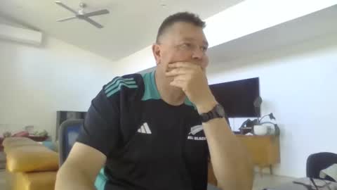 Scoobs online show from 02-01-26, 01:48