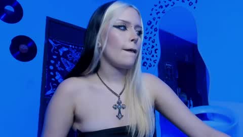 Goddess online show from 04-28-26, 02:27