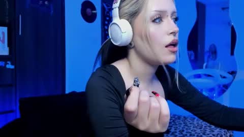 Goddess online show from 02-14-26, 12:29