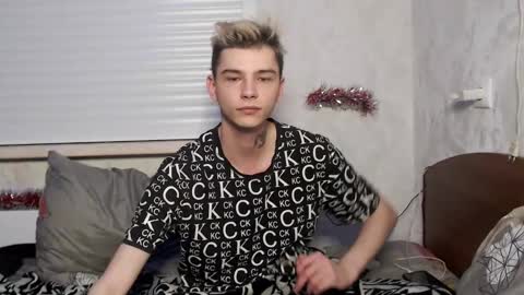 Snapshot of scorpion_250 chatting on 01-06-25, 02:04 Scorpion 250 online show from 01-06-25, 02:04