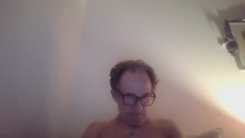 Snapshot of scotchwhieskie chatting on 06-27-26, 10:26 scotchwhieskie online show from 06-27-26, 10:26