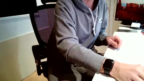 Snapshot of scotsmanx chatting on 11-30-25, 02:43 scotsmanx online show from 11-30-25, 02:43