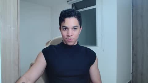 Twitter Scott brasher1 Instagram Camiloestuardo2 online show from 01-08-25, 12:49