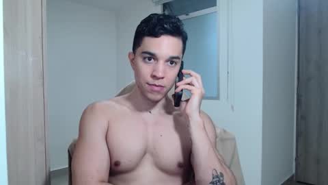 Twitter Scott brasher1 Instagram Camiloestuardo2 online show from 01-21-25, 10:19