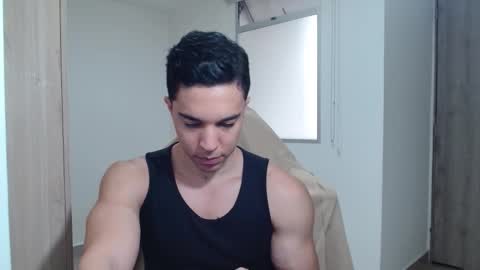 Twitter Scott brasher1 Instagram Camiloestuardo2 online show from 01-27-25, 07:46