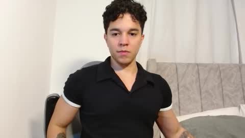 Twitter Scott brasher1 Instagram Camiloestuardo2 online show from 11-13-25, 03:27