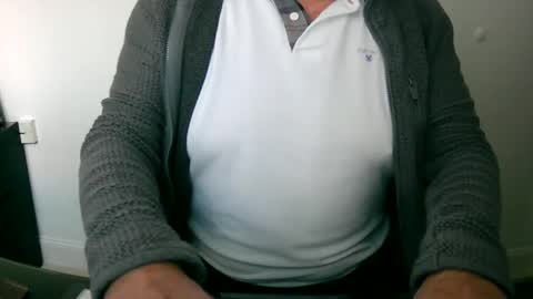 Snapshot of scotti30 chatting on 01-24-25, 09:17 Scott online show from 01-24-25, 09:17