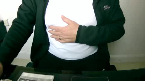 Snapshot of scotti30 chatting on 02-07-25, 09:05 Scott online show from 02-07-25, 09:05