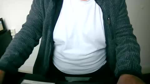 Snapshot of scotti30 chatting on 02-15-25, 09:05 Scott online show from 02-15-25, 09:05