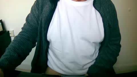 Snapshot of scotti30 chatting on 02-16-25, 09:26 Scott online show from 02-16-25, 09:26