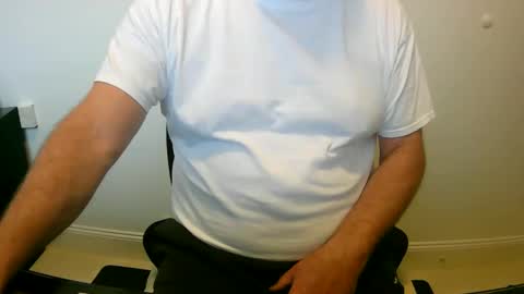 Snapshot of scotti30 chatting on 10-13-25, 08:14 Scott online show from 10-13-25, 08:14