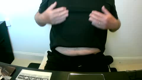Snapshot of scotti30 chatting on 07-11-26, 07:22 Scott online show from 07-11-26, 07:22