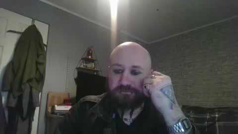 Snapshot of scottish_alien chatting on 04-01-26, 01:41 Richard James online show from 04-01-26, 01:41