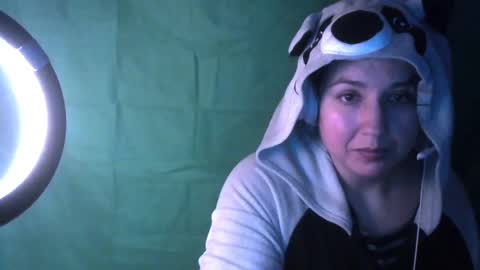 Snapshot of scumbagsmith chatting on 01-13-25, 04:28 Danni online show from 01-13-25, 04:28