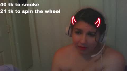 Snapshot of scumbagsmith chatting on 10-12-25, 05:06 Danni online show from 10-12-25, 05:06