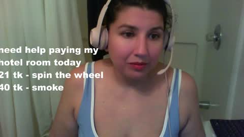 Snapshot of scumbagsmith chatting on 10-22-25, 08:58 Danni online show from 10-22-25, 08:58