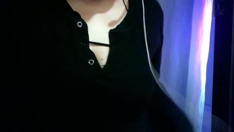 Danni online show from 11-26-25, 10:05