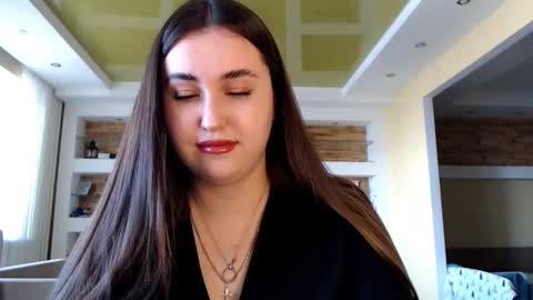 Snapshot of sea_cocktail chatting on 02-27-25, 10:59 Elizabeth  online show from 02-27-25, 10:59