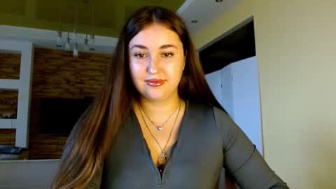 Elizabeth  online show from 11-03-25, 08:04