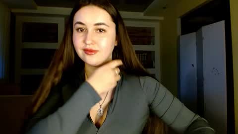 Elizabeth  online show from 02-13-26, 02:35