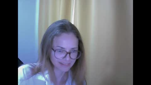 Snapshot of sea_dream chatting on 09-15-25, 08:47 SEA Dream online show from 09-15-25, 08:47