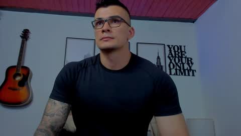 Snapshot of sean_carrera69 chatting on 01-15-25, 08:48 Sean Carrera online show from 01-15-25, 08:48