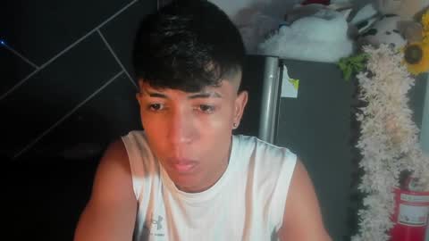 Snapshot of sean_scoth2 chatting on 01-17-25, 04:06 Sean Scoth online show from 01-17-25, 04:06