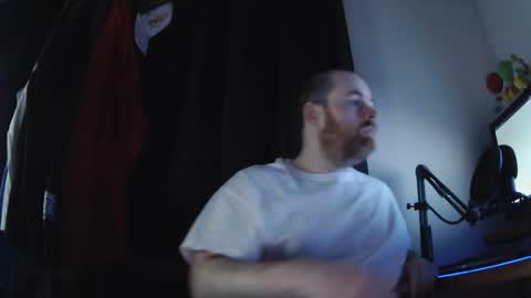 Snapshot of seanv24 chatting on 02-18-25, 02:05 seanv26 online show from 02-18-25, 02:05