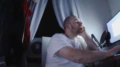 Snapshot of seanv24 chatting on 09-28-25, 01:55 seanv26 online show from 09-28-25, 01:55