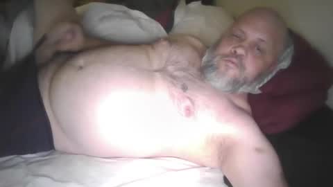 Snapshot of seasoned_silver_daddy chatting on 03-21-26, 04:17 seasoned_silver_daddy online show from 03-21-26, 04:17