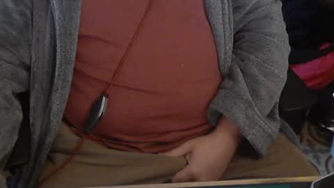 Snapshot of seathrough chatting on 01-08-26, 09:00 Falco J online show from 01-08-26, 09:00