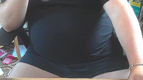 Snapshot of seathrough chatting on 06-16-26, 05:37 Falco J online show from 06-16-26, 05:37