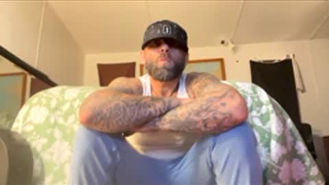 Snapshot of seb973472 chatting on 12-18-25, 07:03 seb973472 online show from 12-18-25, 07:03