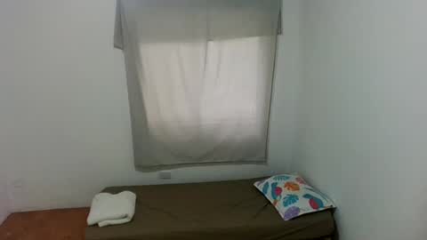 Snapshot of sebas302378 chatting on 07-26-26, 02:46 Adict sex online show from 07-26-26, 02:46
