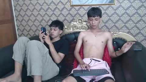 Snapshot of sebas_cat chatting on 09-25-25, 01:31 Sebastian Alvarez online show from 09-25-25, 01:31